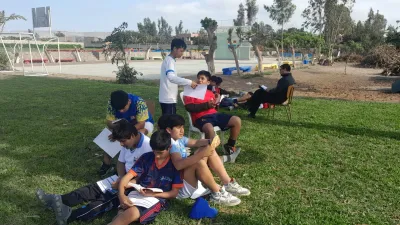 Estudiantes del CNSV en lectura por el día de la Juventud